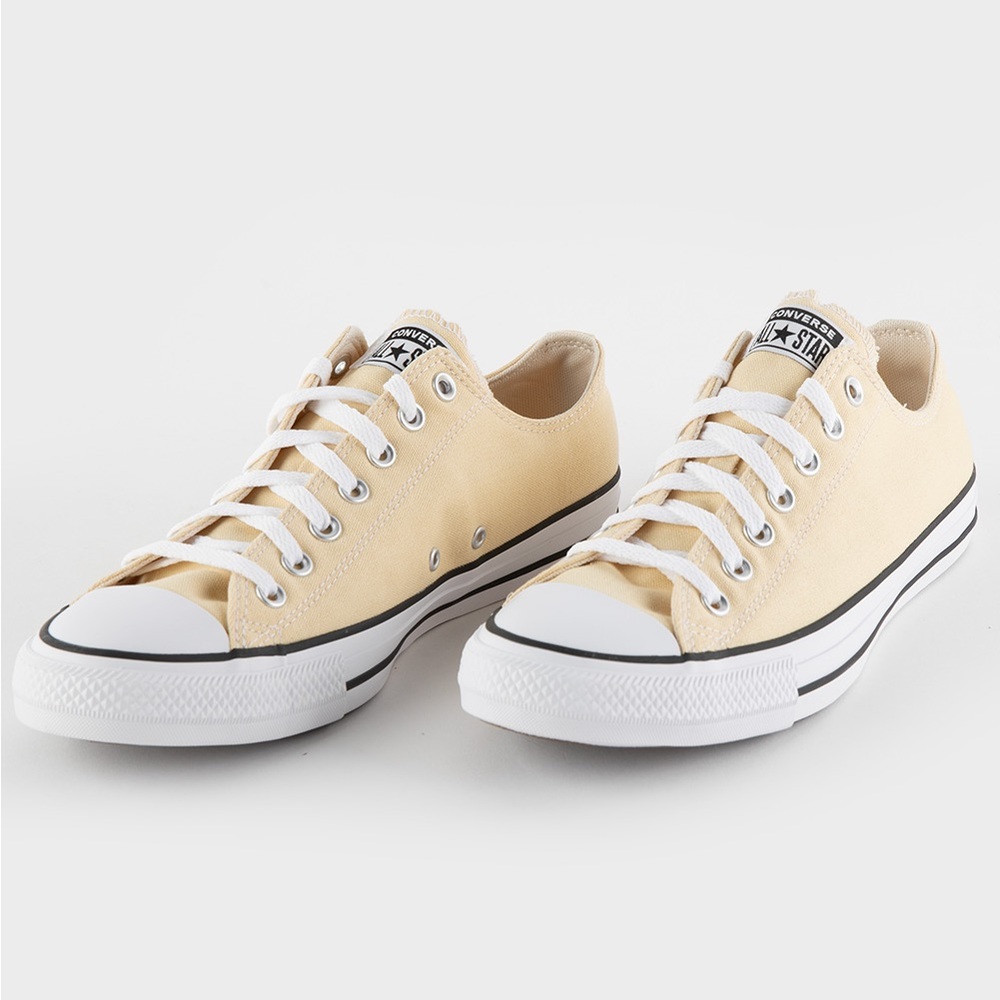 Beige Converse Chucks Size 7.5 Womens Low Top